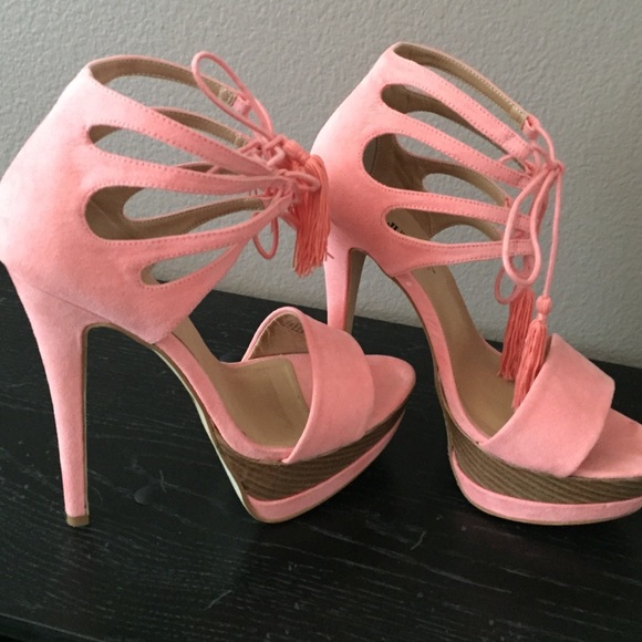 Summer Coral heels!!!