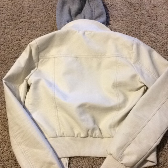 Jacket - Picture 2 of 2