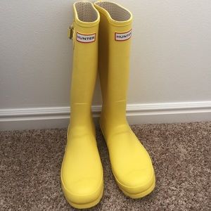 Rain boots