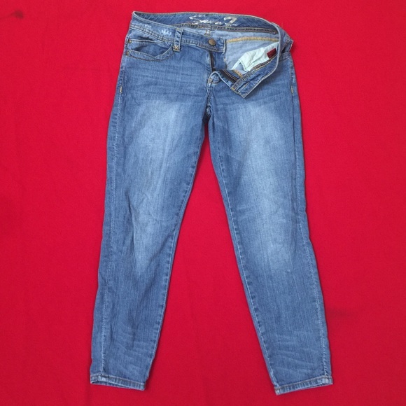 7 for all mankind Cropped Jeans (US size 6)