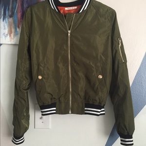 FINAL PRICE Army green bomber jacket