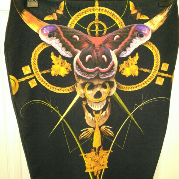 Sold*"Aztec design pencil skirt - Picture 1 of 3