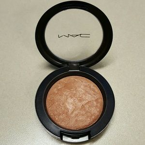 MAC Blush/Bronzer in Alpine Bronze Limited Edition