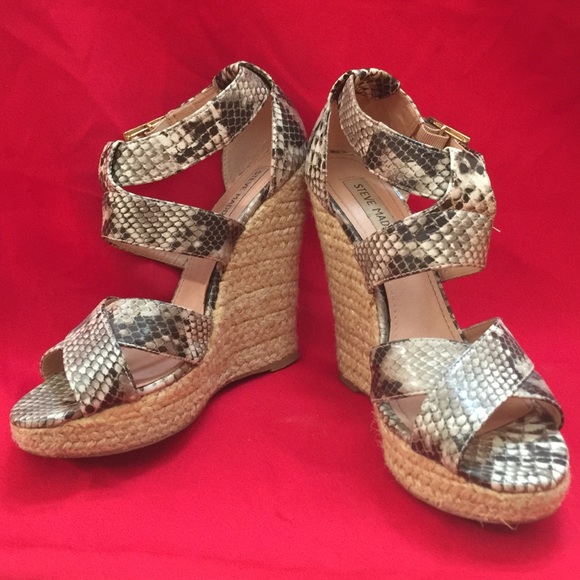 Steve Madden Wedge Sandals (US Size 7)