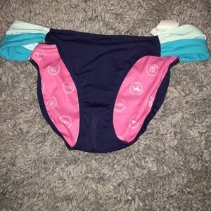 Pink bathing suit bottoms. Size: Medium