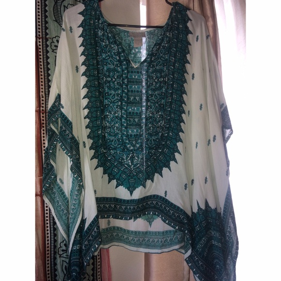 ⛔️SOLD⛔️World market tunic