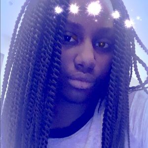 Meet your Posher, Delisha