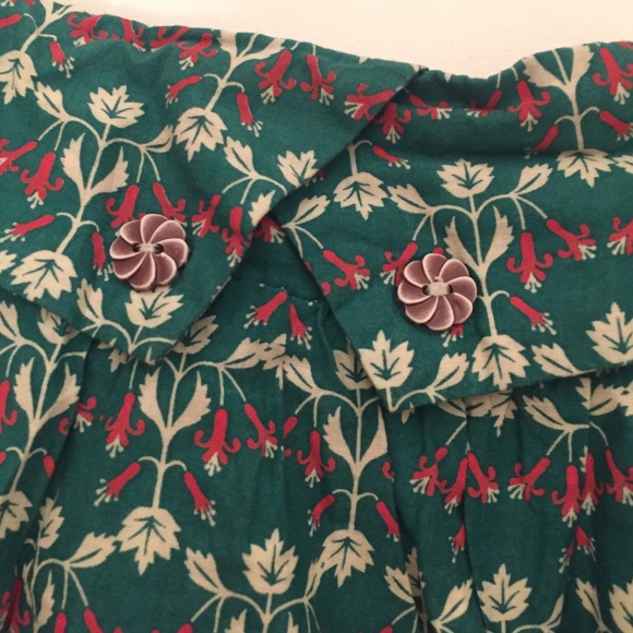 Unique Patterned Skirt - Picture 3 of 4