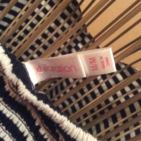 A pretty Xhilaration dress🌺 - Picture 3 of 3