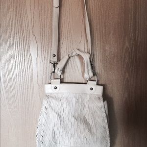 DAVID and SCOTTI Cream Crossbody Bag