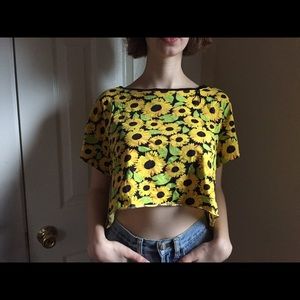 Daisy crop top