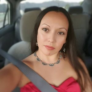 Meet your Posher, Nidia