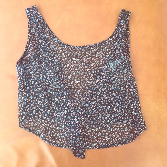 brandy Melville never worn floral tank top