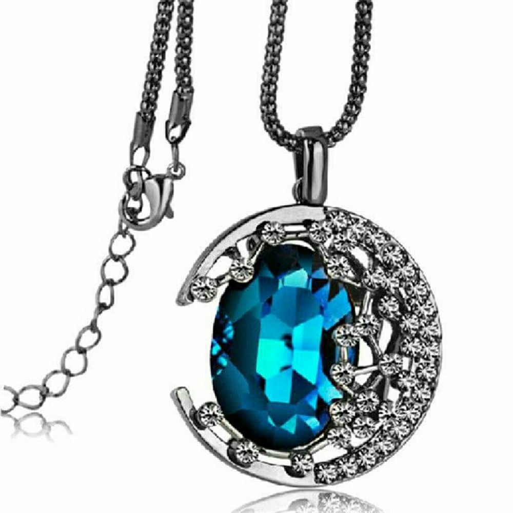 Vintage Beauty Necklace & Pendant - Picture 2 of 4