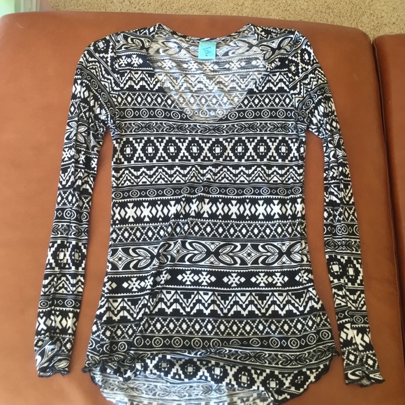 Tribal print long sleeve