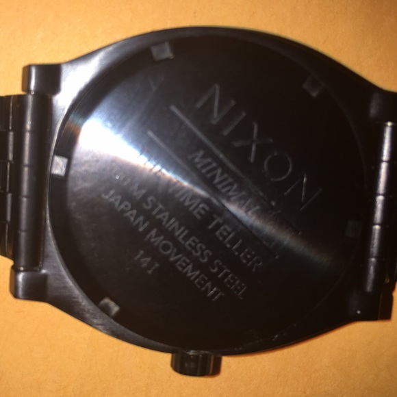 NIXON WATCH - Picture 2 of 4