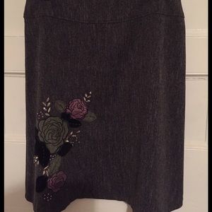 Dressy Gray Skirt with appliqué