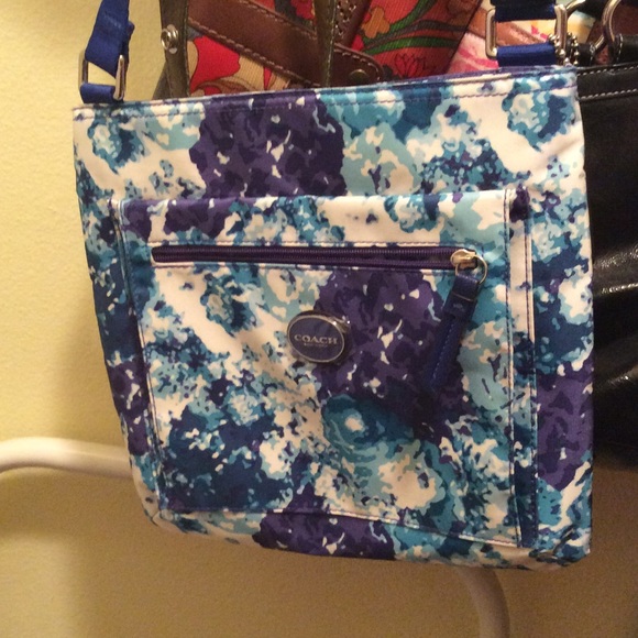 Coach shoulder bag