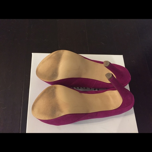 7.5 Steve Madden DEMANDD Magenta heels - Picture 3 of 4
