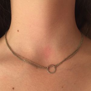 Triple chain circle choker