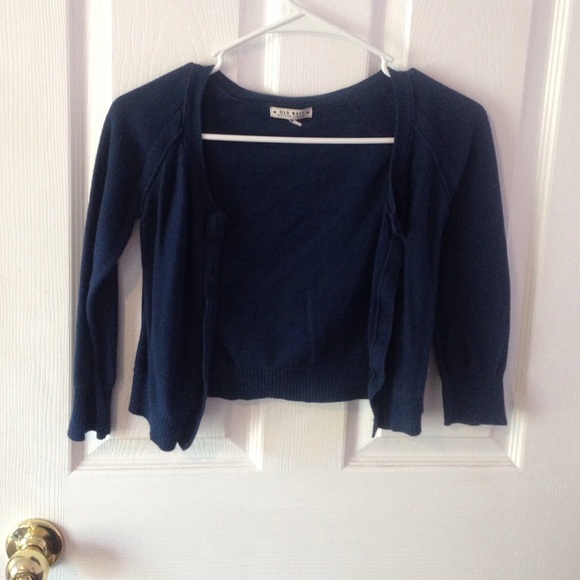 Cropped navy blue cardigan