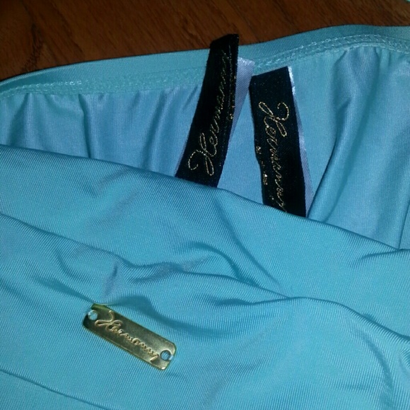Tankini - Picture 3 of 4