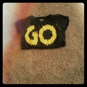 Rue 21 sliced up Crop top