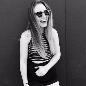 Meet your Posher, Samantha