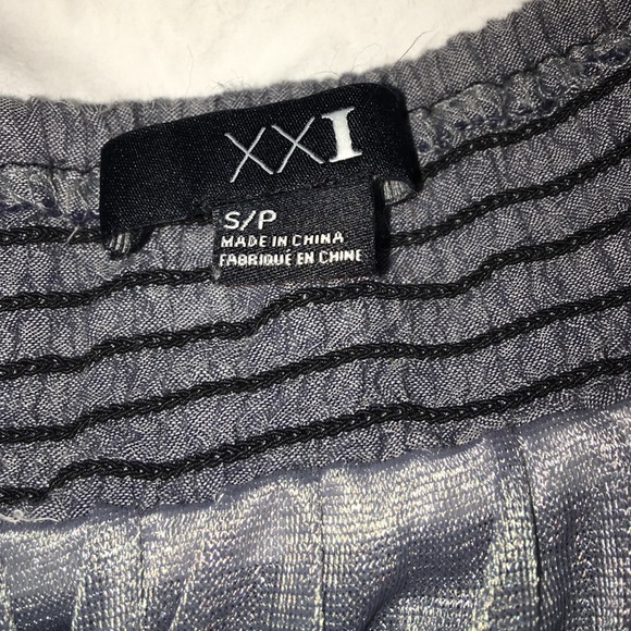 Forever 21 skirt 💕 - Picture 2 of 2