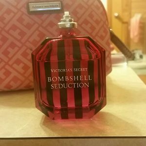 LIMITED EDITION, DISCONTINUED Bombshell Seduction