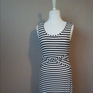 Black and White Soft Cotton Sleeveless Maxi