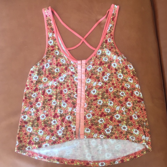 billabong floral tank top with crossed back