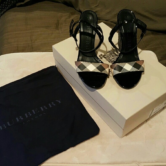 Burberry Liverpool Nova Check Espadrille Wedge
