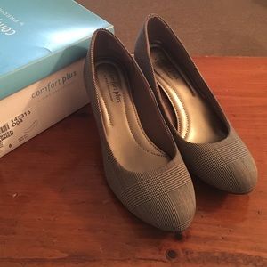 Comfort Plus Grey Plaid Heels