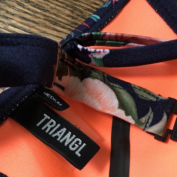 Triangl Delilah- Fiore Nero Bathing Suit - Picture 3 of 4