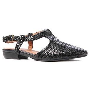 Jeffrey Campbell Tompkins