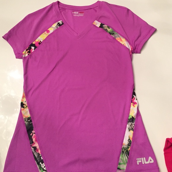 Exercise tee