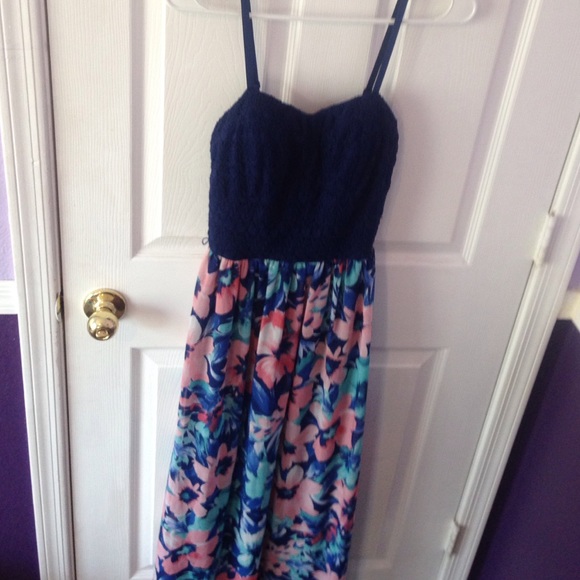 Navy blue floral maxi spegetti strapped dress