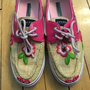 Size 9 1/2 Sperry shoes