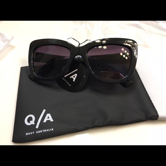 Quay Australia NWT Sunglasses