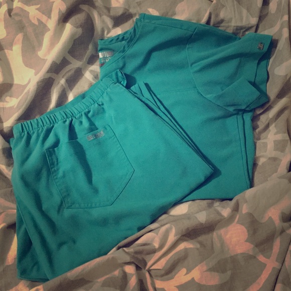 Scrub top and pant