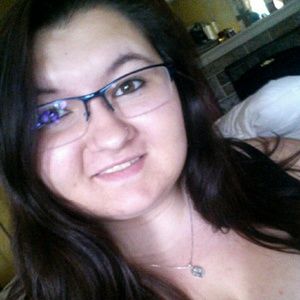 Meet your Posher, Kira