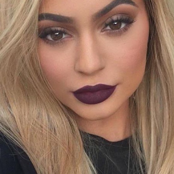 Kylie lip kit kourt K