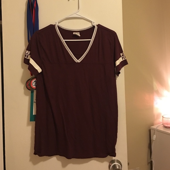 VS PINK V-neck
