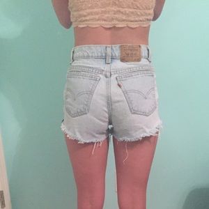 Levi high waisted shorts
