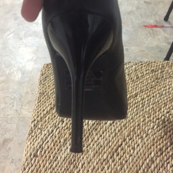 Mandee Heels - Picture 4 of 4