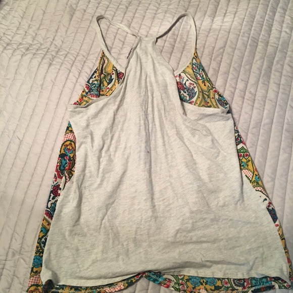 Tank - Picture 2 of 2