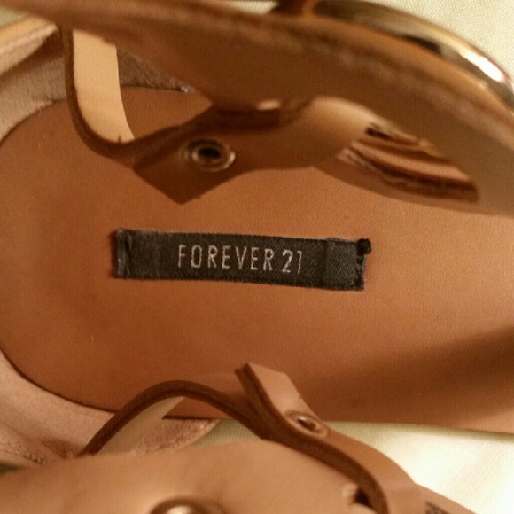 Sandals - Picture 2 of 3