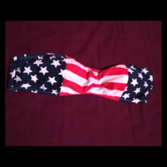 Strapless bikini top