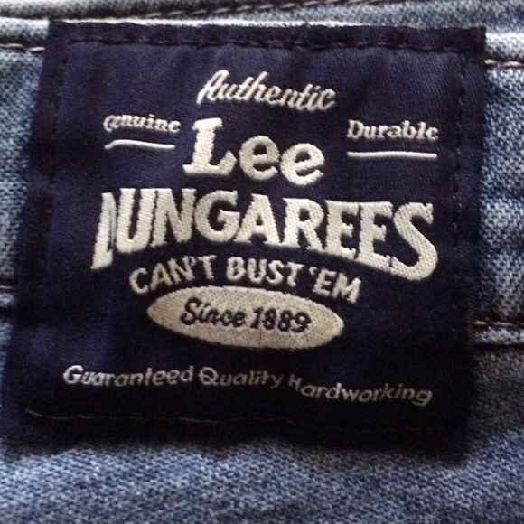 Jeans - Picture 2 of 4